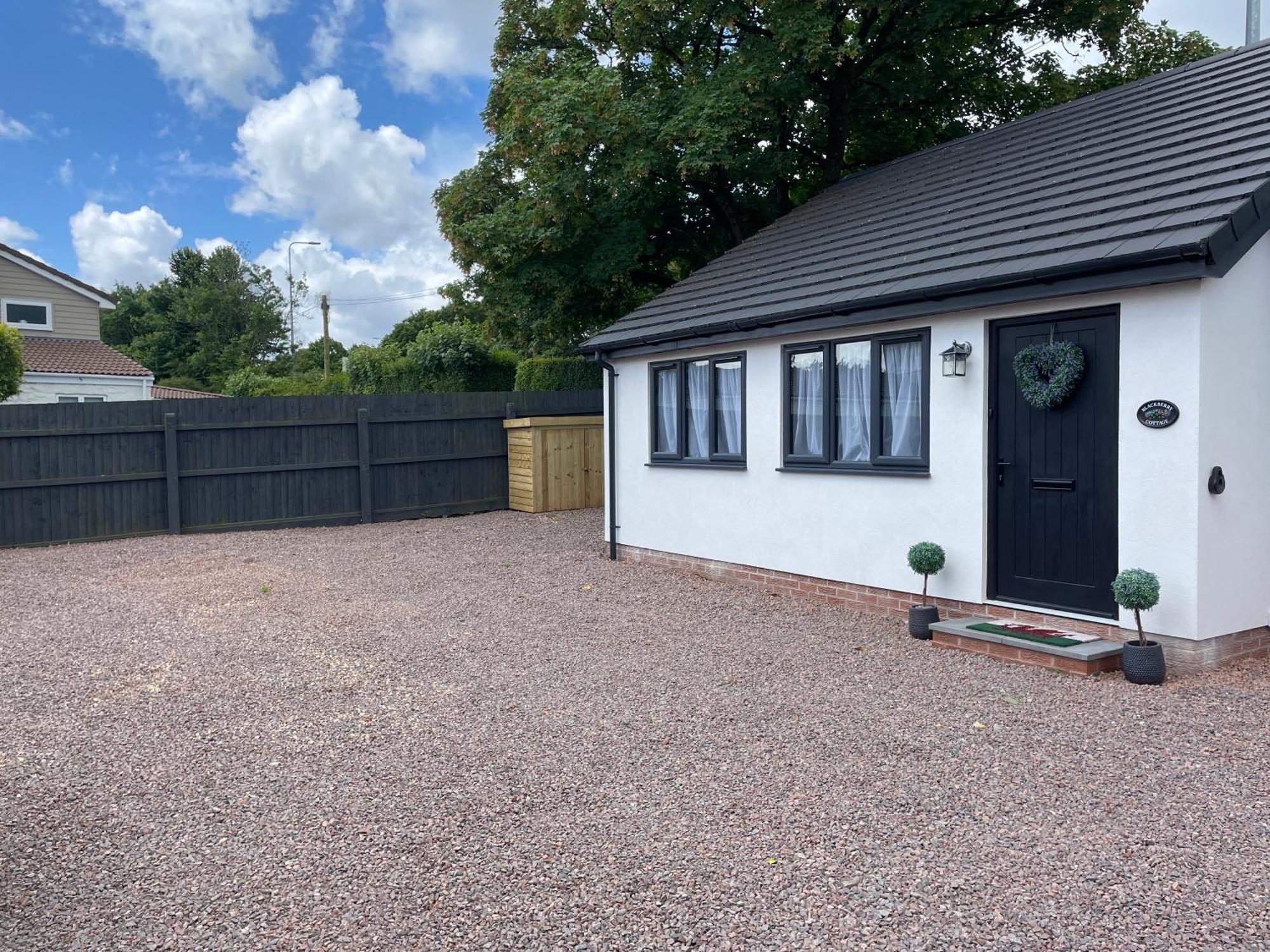Blackberry Cottage Cardiff Exterior photo